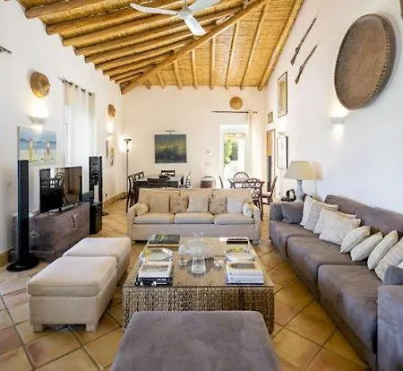 Villa Poco Partido Sleeps 14 Carvoeiro (Lagoa)